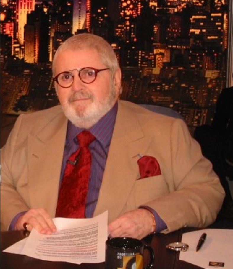 As duas mulheres se pareciam tanto que todos pensavam que fossem gêmeas. Mas não: eram clientes do mesmo cirurgião plástico.