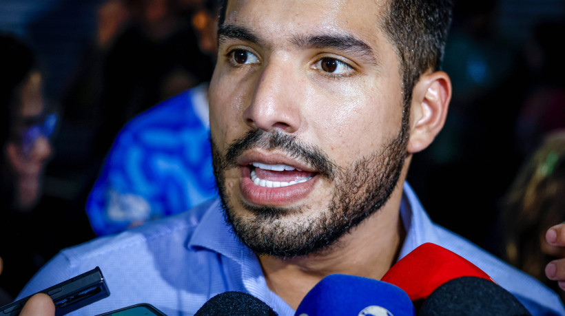 André Fernandes descarta apoio a Ciro ou RC e diz que PL terá candidatura própria ao governo em 2026.