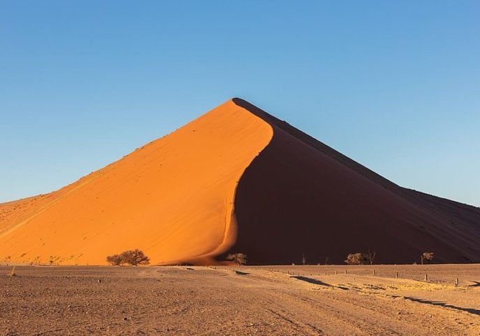 Kolmanskop fica localizada na Namíbia, um país do sudoeste da África cuja capital é Windhoek.