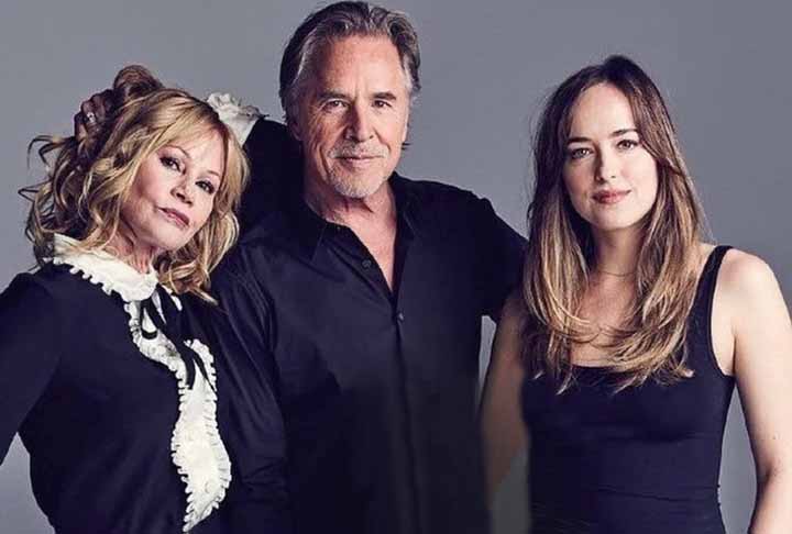 A atriz Dakota Johnson é filha dos atores Don Johnson e Melanie Griffith e neta de Tippi Hedren. Teve sua estreia no cinema ao lado de sua mãe na comédia-drama  Loucos do Alabama (1999) e foi nomeada Miss Golden Globe em 2006. 