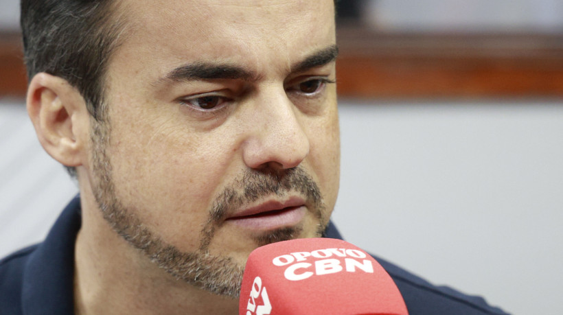 Wagner critica governo Elmano e questiona cumprimento de promessas eleitorais
