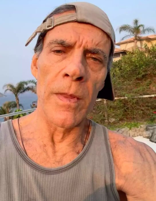 Atualmente, o ator concorre ao cargo de vereador do RJ pelo partido Republicanos. 