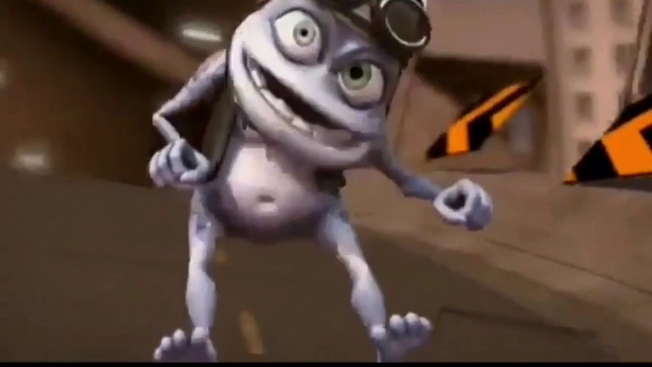 A música é uma adaptação da trilha sonora do filme Um Tira da Pesada de 1984. O nome Axel F é uma referência ao personagem principal do filme, o detetive Axel Foley, interpretado por Eddie Murphy.