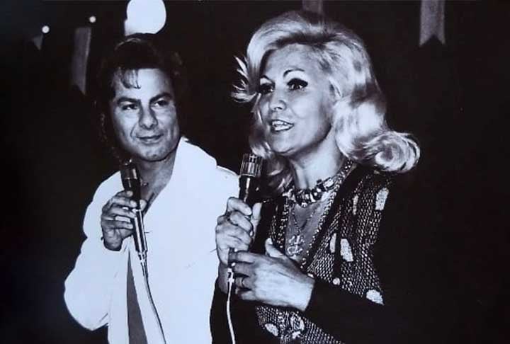 Ele não conseguiu sobreviver já nos primeiros meses de vida. Nesta época, eu era muito novo, imaturo, tinha apenas 18 anos. Depois superei tudo isso, disse o cantor, que não teve mais nenhum filho.