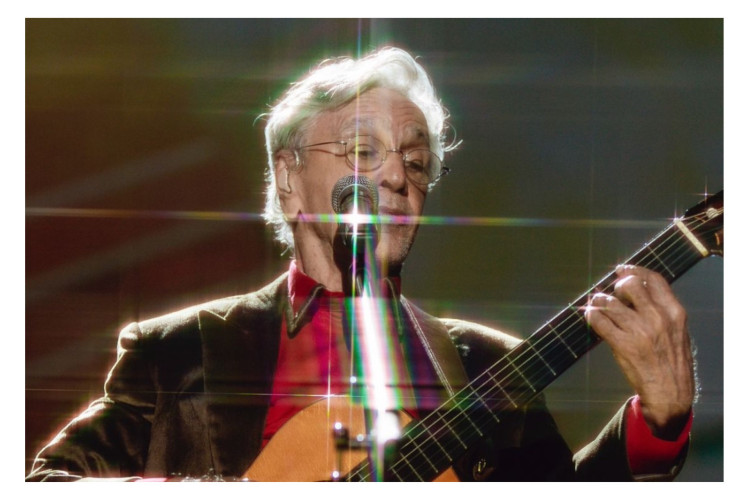 O cantor Caetano Veloso falou sobre a voz de Nana Caymmi, morta aos 84 anos