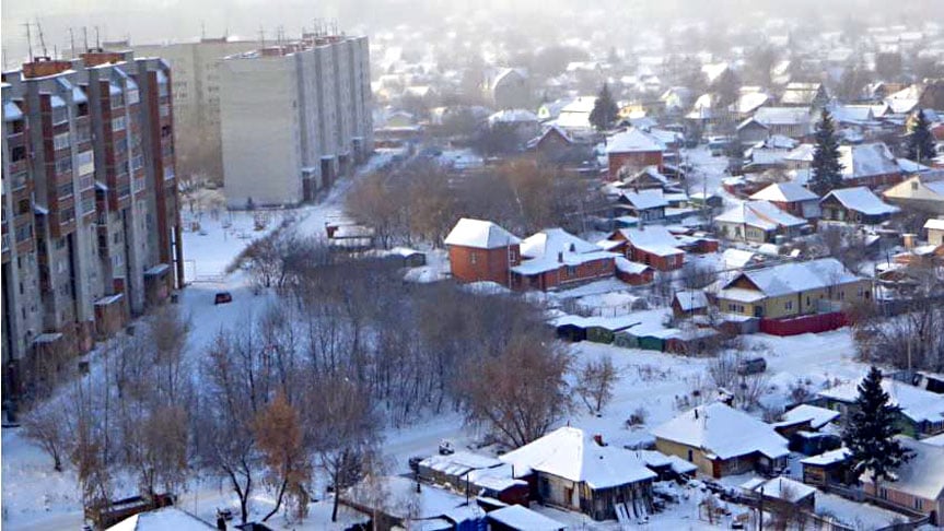 A Sibéria é uma região conhecida mundialmente pelos invernos rigorosos e longos. Fica na Ásia, mas  por ser parte da Rússia é cultural e politicamente associada à Europa. Ocupa 13,5 milhões de km².  Tem várias cidades com temperaturas extremamente frias, sempre abaixo de zero. Veja algumas: 