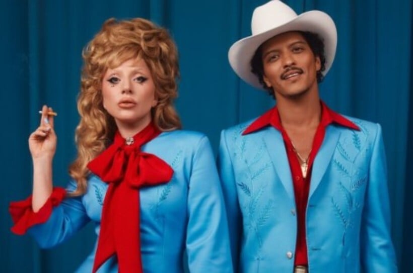 A canção, que tornou-se um hino de Halloween a partir de seu videoclipe com zumbis e lobisomens, foi ao topo das plataformas de streaming, batendo sucessos atuais, como o single “Die with a Smile”, da dupla Lady Gaga e Bruno Mars. No fim de novembro, foram mais de 20 milhões de streams da música.
