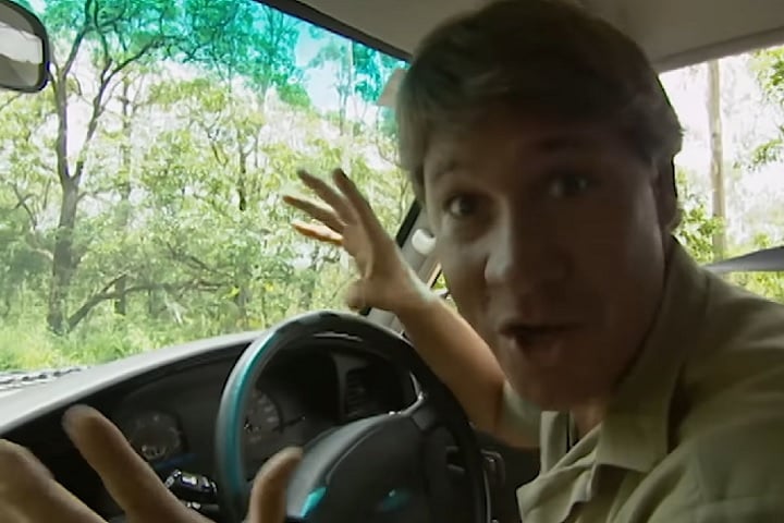 Em 2006, o australiano morreu após ser atingido fatalmente no coração por um ferrão de arraia enquanto filmava um documentário sobre a vida marinha.