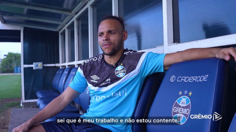 Braithwaite: 'Sei que sou capaz, então quero fazer mais gols pelo Grêmio'