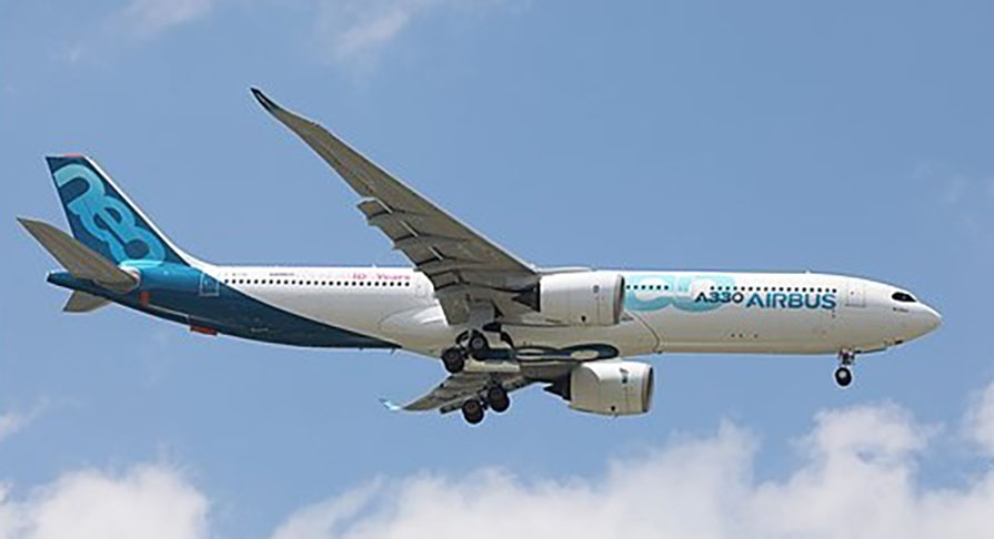 Airbus 330 Neo: 1.061 km/h. Lançado em 2018, seu principal diferencial é o consumo de combustível, 14% menor que o padrão.  Suas winglets, curvaturas nas pontas das asas, são adaptáveis para ganhar mais comprimento.