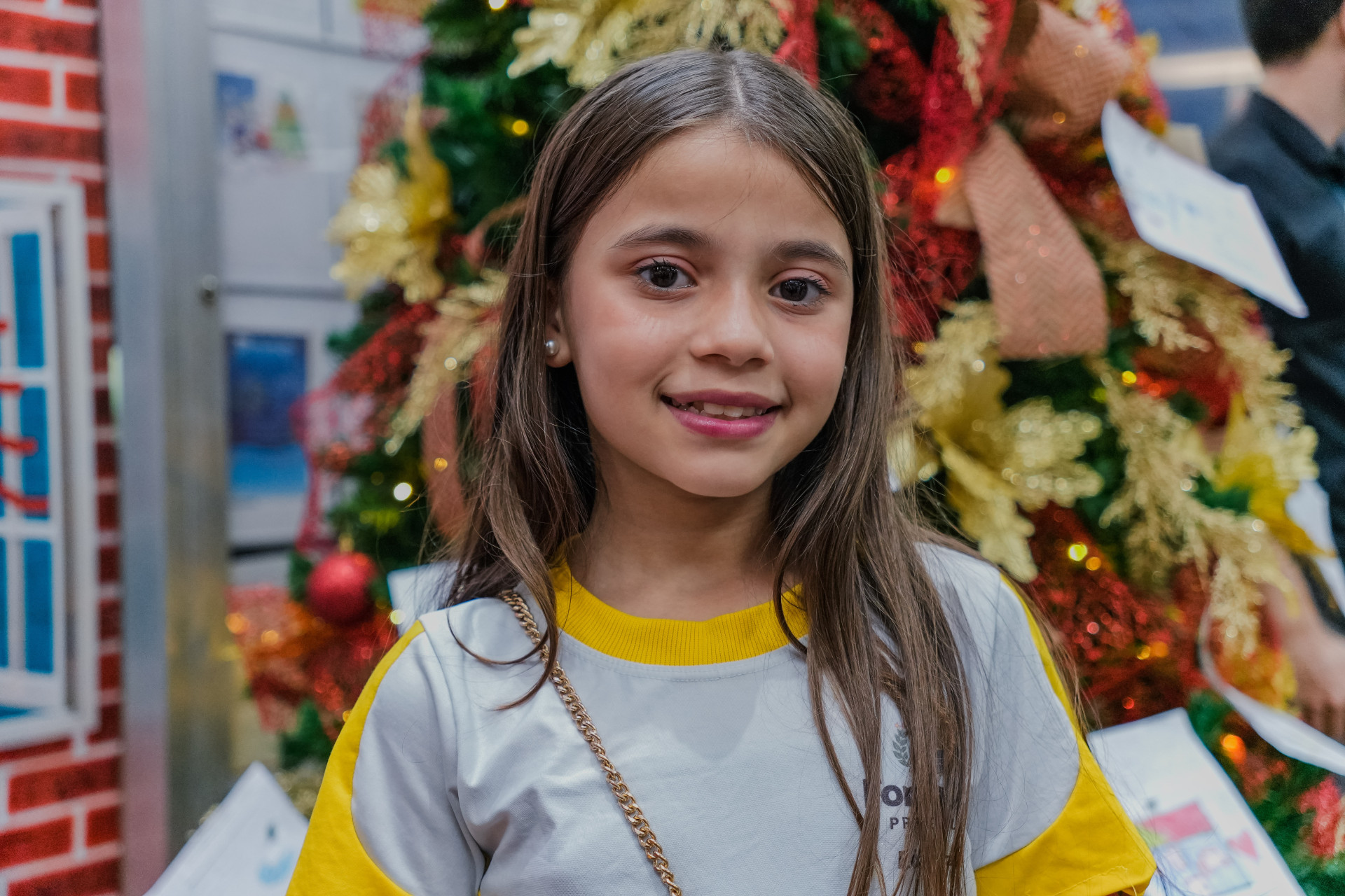 FORTALEZA-CE, BRASIL, 06-11-2024: Lançamento da campanha Papai Noel dos Correios. Na foto, Maria Clara, que também participou da campanha. (Foto: Fernanda Barros/ O Povo)