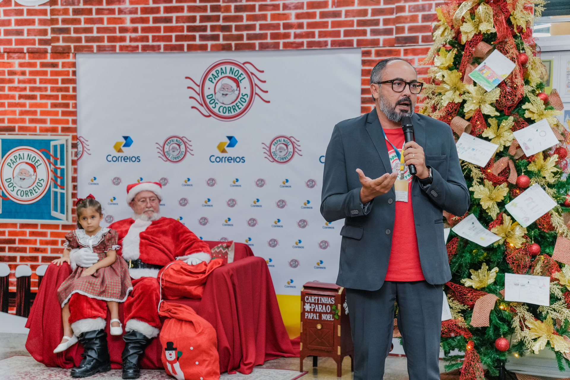 FORTALEZA-CE, BRASIL, 06-11-2024: Lançamento da campanha Papai Noel dos Correios. Na foto, Kleber Andrade, superintendente dos Correios. (Foto: Fernanda Barros/ O Povo)