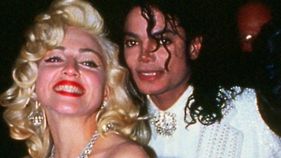 Curiosamente, em 1991 Madonna e Michael Jackson tiveram um breve romance. De acordo com a cantora, houve apenas três encontros e um único beijo. Na cerimônia do Oscar daquele ano, os astros surgiram juntos, o que fez o fato vir a público.

