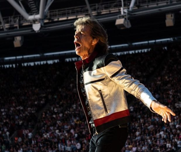 Mick Jagger, 81 anos: O vocalista dos Rolling Stones é um ícone do rock e continua cheio de energia. Inclusive, Jagger revelou em junho que um novo álbum deve ser lançado pela banda em breve.