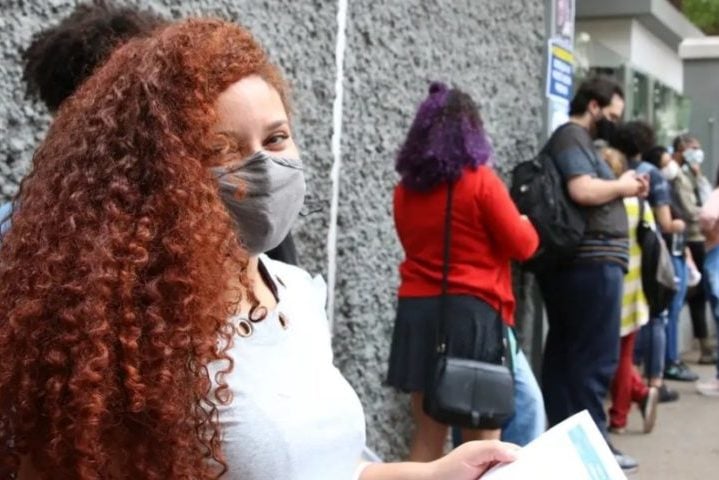 Isso vale para casos de doença contagiosa e também para pessoas que ficaram impossibilitadas de chegar para a prova por motivos alheios à sua responsabilidade, como falta de luz no local do exame. 