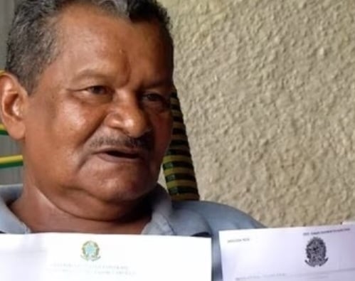 A situação vem se arrastando há um ano. Após passar décadas contribuindo com o INSS, ele agora depende dos filhos para o sustento porque não consegue reaver sua aposentadoria. 