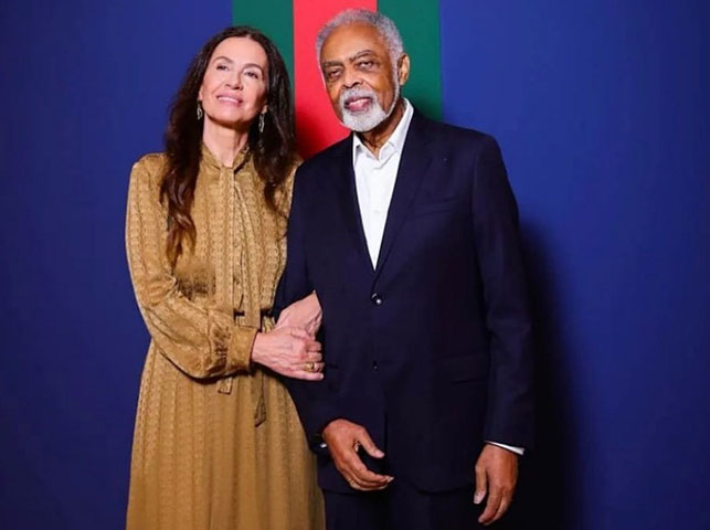 Gilberto Gil, 82, e Flora Gil, 64 anos - O reverenciado compositor e cantor da MPB é casado com a empresária há 36 anos. Da união, nasceram os filhos Bem Gil, Bela Gil e José Gil.

