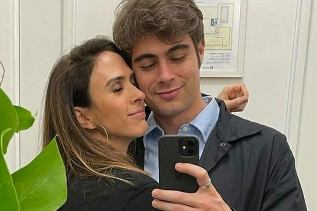 Tatá Werneck, 41, e Rafael Vitti, 28 anos - Casados desde 2019, a apresentadora e o ator são pais da pequena Clara Maria. 

