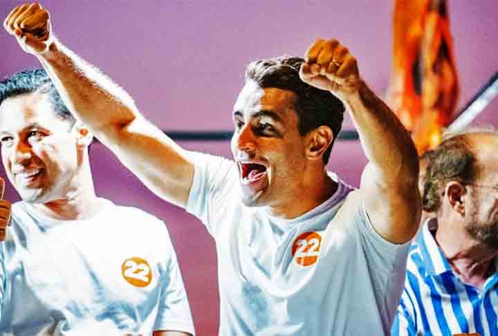 Maceió (Alagoas): JHC (PL) foi reeleito no primeiro turno, com 83,25% João Henrique Caldas, de 37 anos, foi o candidato a deputado federal mais votado do estado nas eleições de 2014.