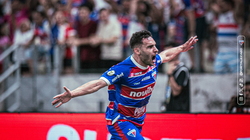 Emmanuel Martínez, volante do Fortaleza