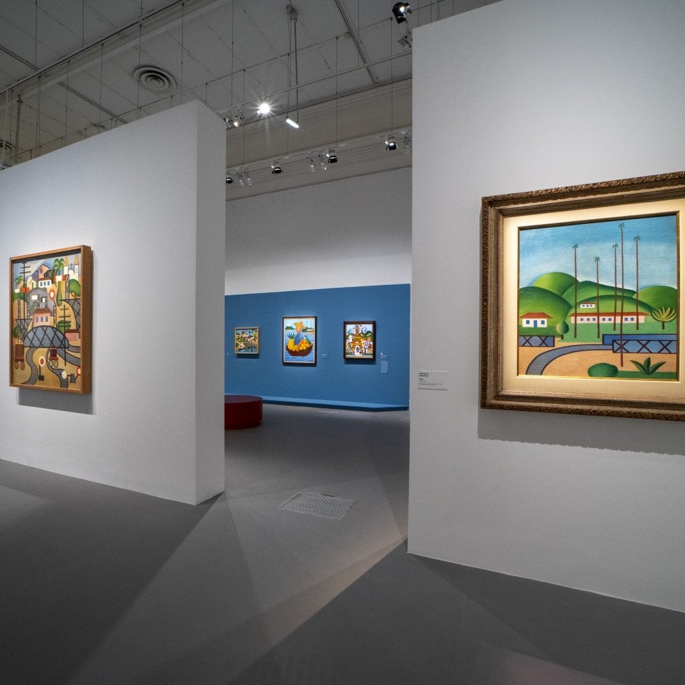 Uma retrospectiva no Museu de Luxemburgo homenageia a artista modernista. A exposição foi aberta ao público em 9 de outubro e vai até 2/2/2025. 
