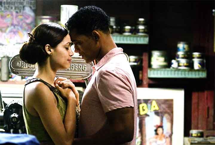 Sete Vidas (2008): dirigido por Gabriele Muccino, é um drama que segue Ben Thomas (Will Smith), um agente fiscal que, após uma tragédia pessoal, decide mudar a vida de sete pessoas para compensar seus próprios erros e encontrar redenção. A história revela gradualmente o motivo por trás das ações de Ben e as conexões emocionais que ele estabelece com as pessoas que ajuda.