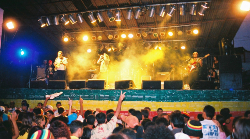 Em sua 20ª edição, o evento reúne as bandas Donaleda e Guerreiro de Fé no Beco do Surf da Praia da Taíba