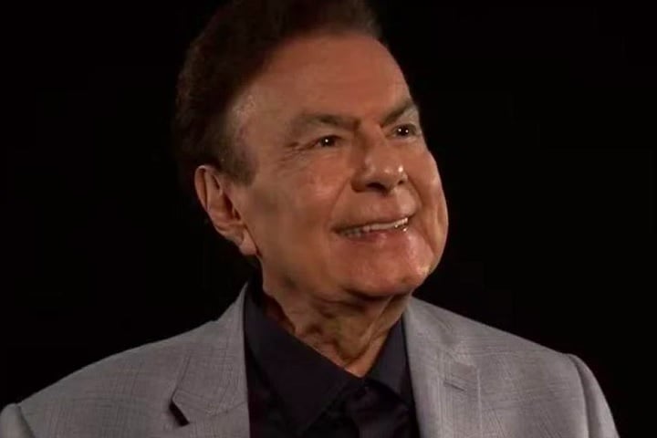 O caso de Ronnie Von reforça o alerta recente sobre acidentes domésticos. No dia 4 de novembro, o cantor Agnaldo Rayol morreu aos 86 anos em decorrência de uma queda em sua casa.