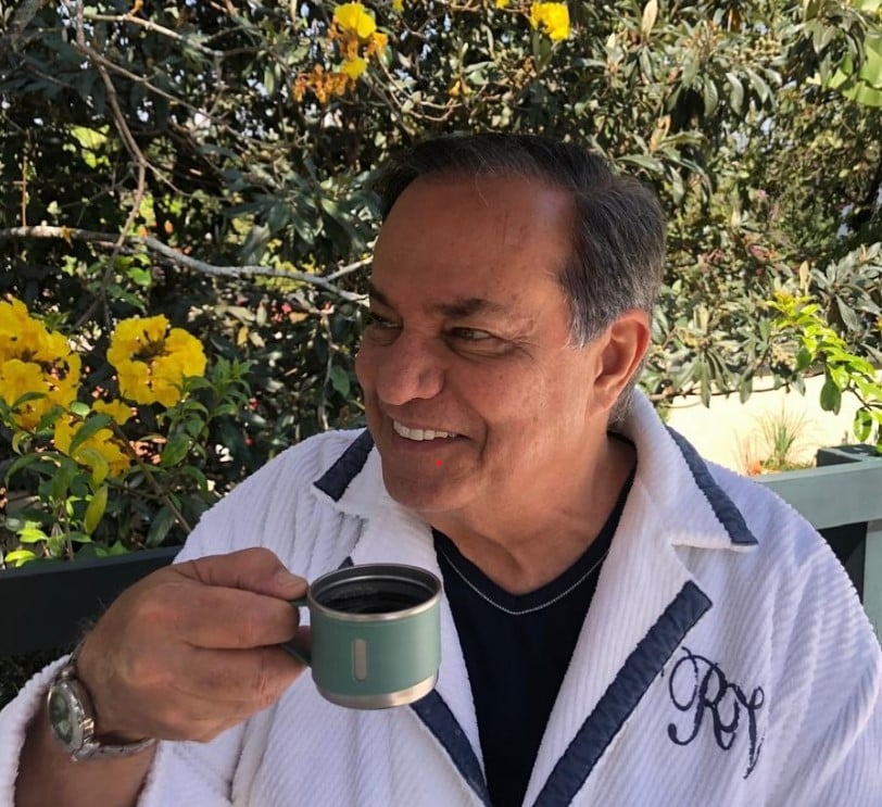 Ronnie Von sofreu um acidente no jardim de sua residência no dia 8 de outubro. O cantor e apresentador de 80 anos bateu a cabeça e precisou ser submetido a exames. 
