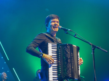 Show celebrativo de Waldonys acontece no Teatro RioMar Fortaleza  
