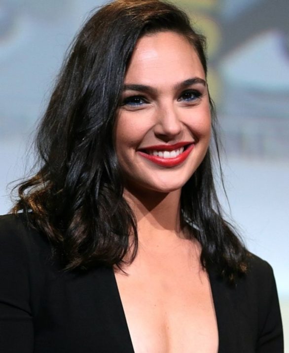 No dia 6/3/2024, Gal Gadot tornou-se mãe pela quarta vez. Aos 38 anos, ela deu à luz uma menina,  Minha doce menina, bem-vinda, disse a atriz na ocasião.