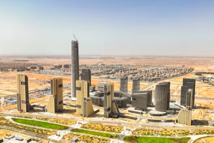 Há oito anos, o Egito trabalha na construção da 