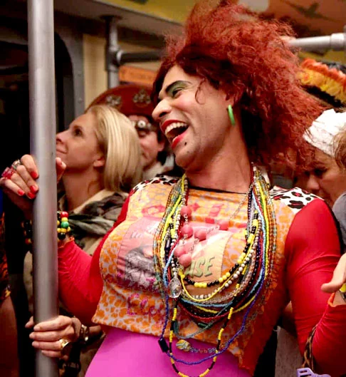 Rodrigo Sant'Anna (1981-): Ficou muito famoso por seus papéis em Zorra Total, como Valéria Vasques e Lady Kate, e por seu programa de sucesso Tô de Graça. Quem não se lembra do bordão ai, como eu tô bandida?