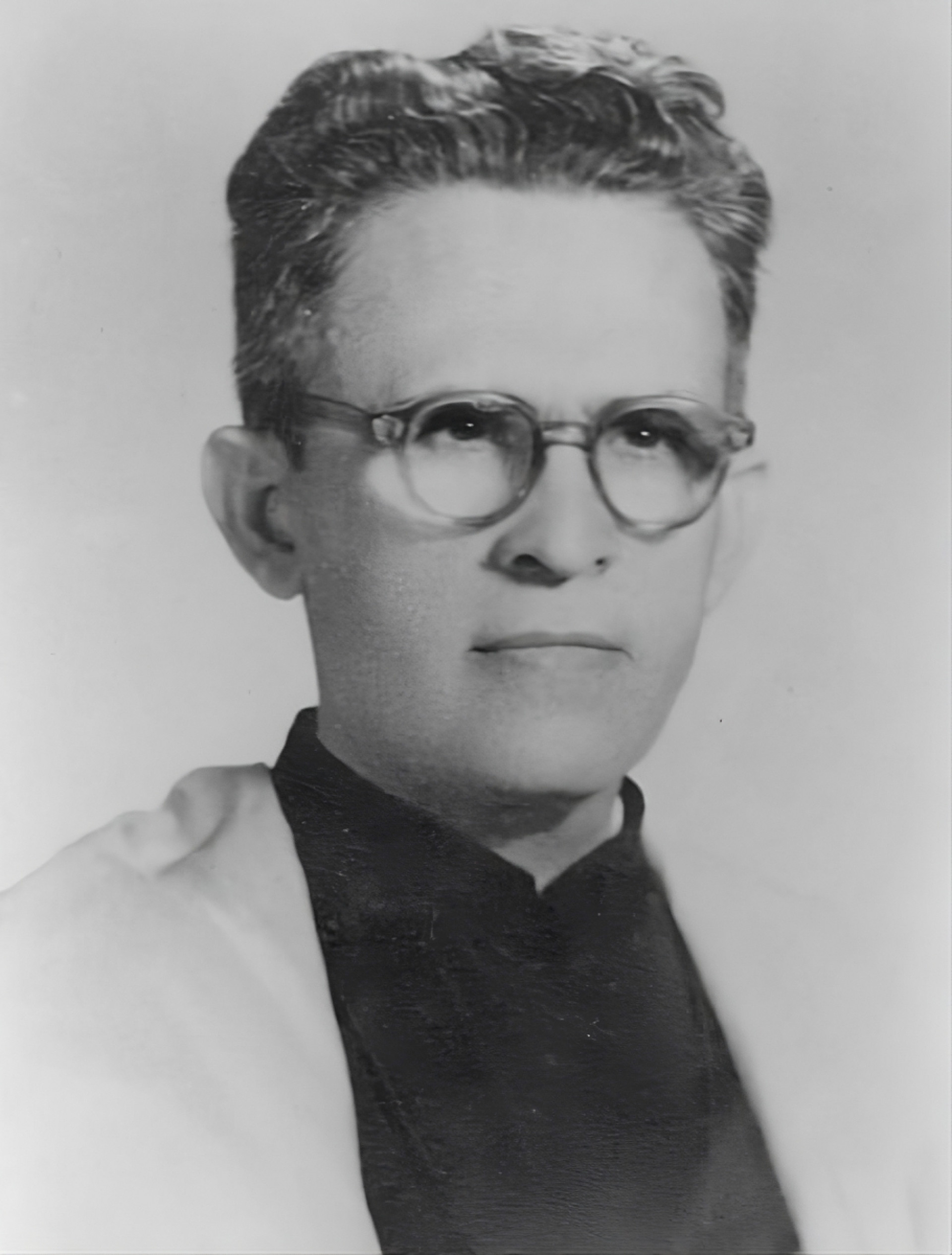 Antônio Martins Filho (1904 -2002)  foi reitor da UFC