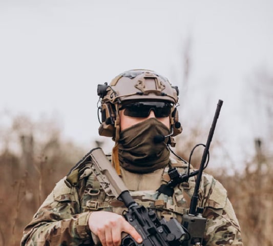 No entanto, ele é apaixonado por causas sociais e fundou a Arts in the Armed Forces, organização sem fins lucrativos que leva apresentações de teatro para os militares dos Estados Unidos.