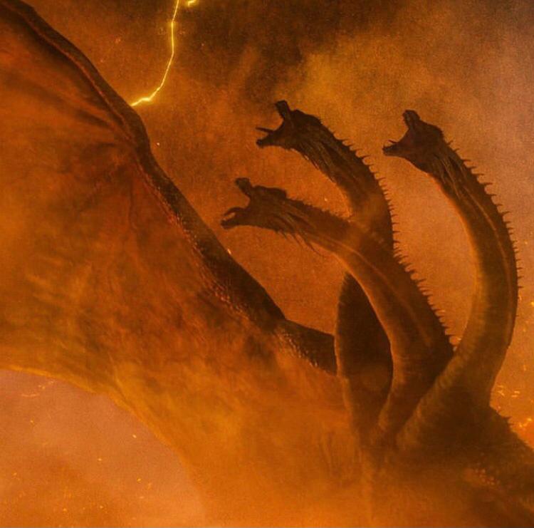 Rei Ghidorah - Esse é um dragão colossal, de três cabeças, que apareceu triunfante em “Godzilla 2: Rei dos Monstros”, filme de 2019. Sua origem, porém, foi em Ghidrah, o Monstro Tricéfalo, de 1964.