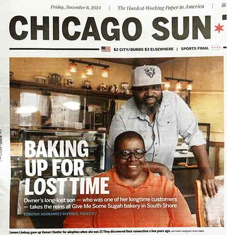 Um morador de Chicago, nos Estados Unidos, descobriu que a mãe biológica, a quem procurou por anos, é dona de uma padaria que ele frequentava diariamente. Essa incrível história foi publicada em jornais americanos. 

