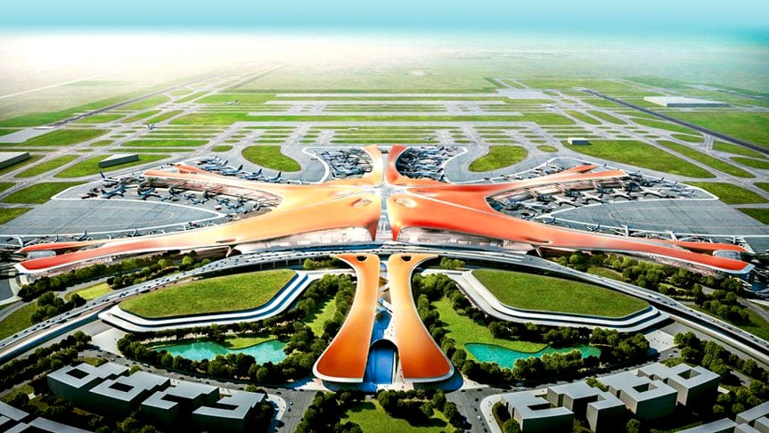 2° Aeroporto Internacional de Pequim – China - Tem 700 km², o equivalente a 98 campos de futebol. Localizado a 32 km do centro. Inaugurado em 2019, custou o equivalente a R$ 234 bilhões de reais.