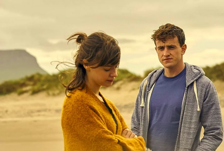 Mescal começou a chamar a atenção em 2020, quando interpretou Connell Waldron na minissérie Normal People, baseada no romance homônimo de Sally Rooney. 