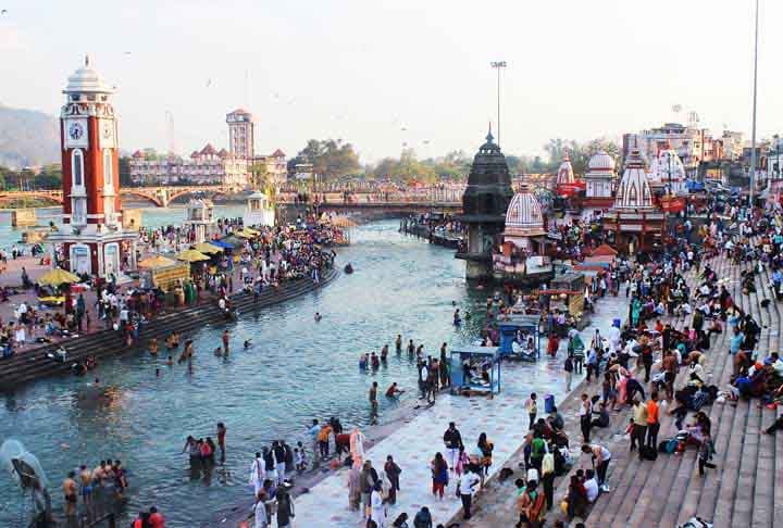 9º) Índia: O país tem 1.908 km³ de água doce por ano, mas, infelizmente, ela não é bem distribuída e tratada. Segundo a Organização Mundial da Saúde, o número de mortes por ingestão de água vem crescendo. O Ganges (foto) é o rio mais conhecido. 