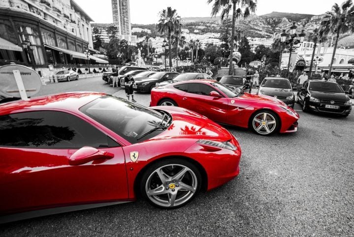 10º) Ferrari: US$ 7,42 bilhões - Ferrari é uma fabricante italiana de carros esportivos de luxo com sede em Maranello.