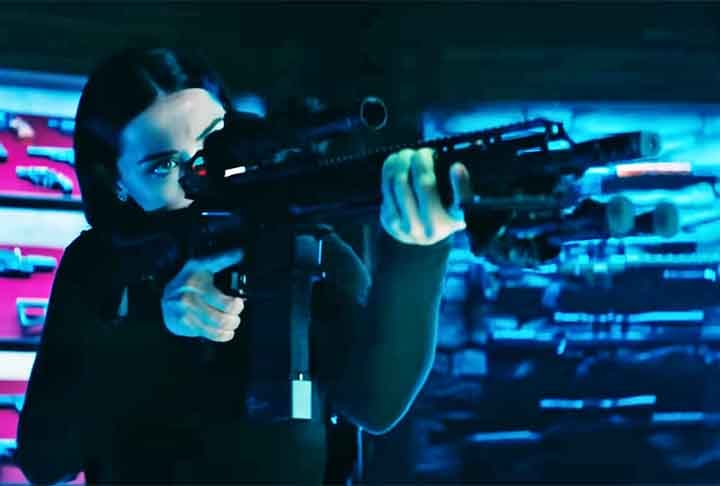 Desse modo, o enredo acompanha uma jovem assassina que busca vingança contra aqueles que mataram seu pai e promete muita ação e suspense. 