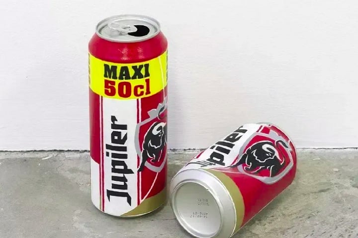 Essa não foi a primeira vez que uma obra de arte contemporânea causou polêmica mundo afora. Em outubro, um funcionário do LAM Museum, nos Países Baixos, jogou duas latas fora achando que era lixo.