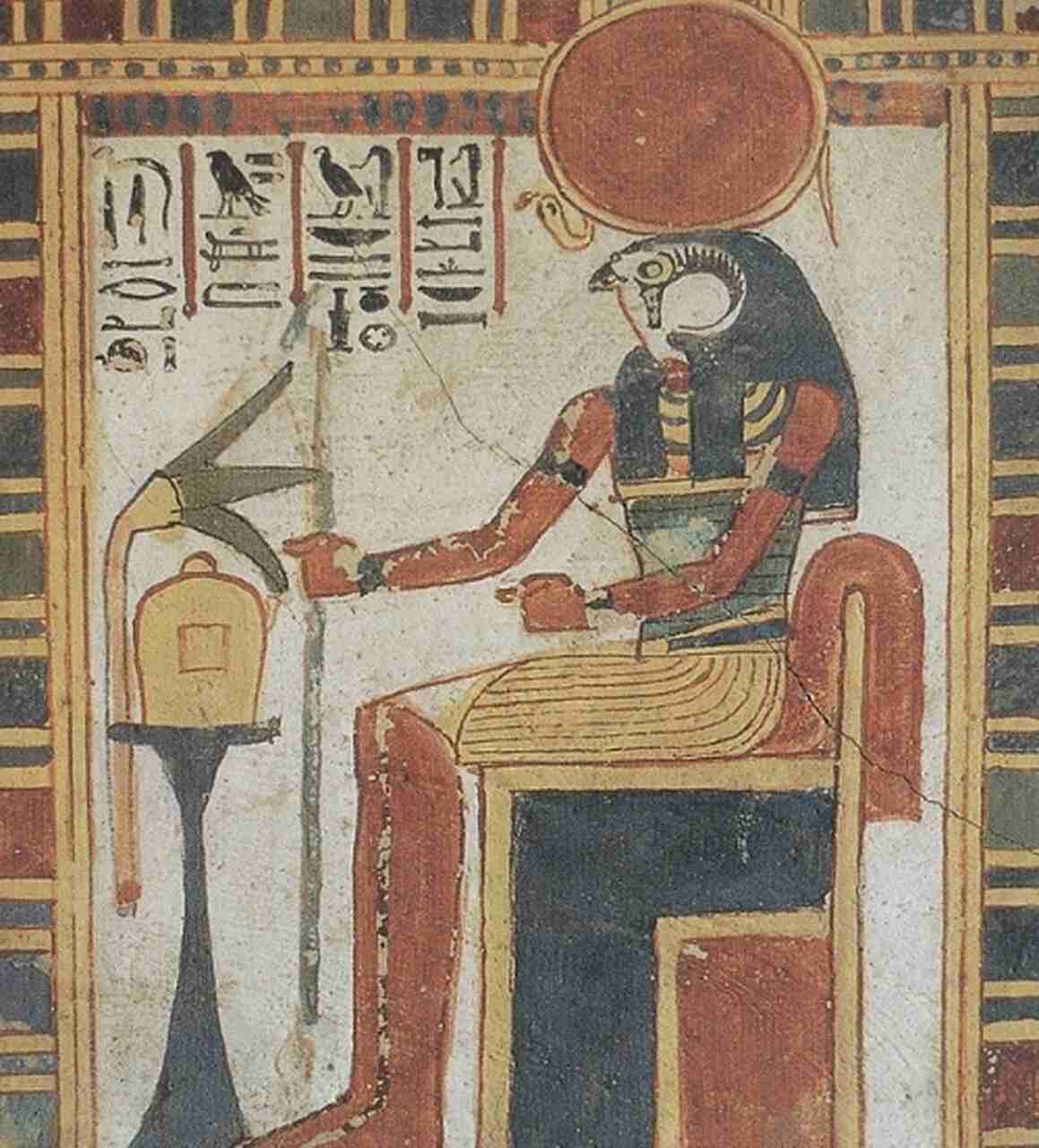 Era associado ao ciclo diário do sol, e sua jornada através do dia e da noite simbolizava a luta contra as forças do caos. Durante um período, Rá foi considerado o deus mais poderoso do Egito, sendo, em certos momentos, unido com outros deuses, como Amon, formando a divindade Amon-Rá.