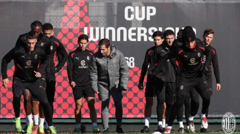 Equipes se enfrentam em partida válida pelas oitavas de final da Copa Itália 2024/25
