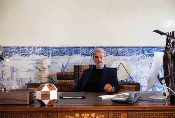 No ano seguinte, fez uma participação na minissérie Incidente em Antares, da TV Globo. Contudo, o sucesso e o reconhecimento só vieram em 1995, quando interpretou Luís Cláudio, um dos personagens centrais da minissérie Engraçadinha: Seus Amores e Seus Pecados