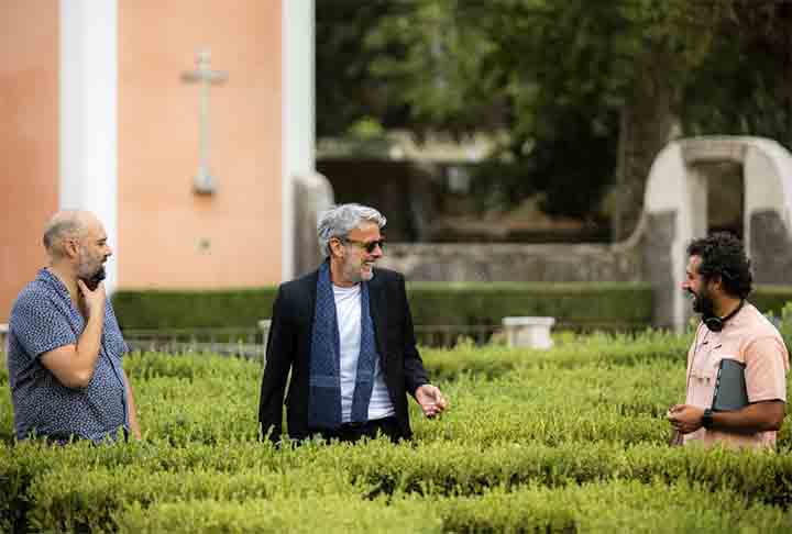 Em seguida, estreou na televisão como protagonista em Guerra sem Fim, da extinta Rede Manchete, onde conheceu sua ex-esposa, Júlia Lemmertz. Antes de assinar com a TV Globo, ainda contracenou na peça Hamlet, em 1993, no Teatro Oficina, sob a direção de José Celso.