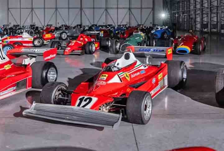 Lançado em 1978, o modelo pertenceu à extinta escuderia Brabham, fundada pelo tricampeão de F1 Jack Brabham e que teve Ecclestone como proprietário entre 1971 e 1988. Ele foi pilotado em apenas um GP, na Suécia, por Niki Lauda, e acabou proibido pela Federação Internacional de Automobilismo (FIA).
