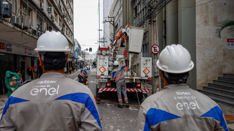 Imagem de apoio ilustrativo. MP do Ceará ajuíza ação contra Enel por falhas no fornecimento de energia em Milhã.
