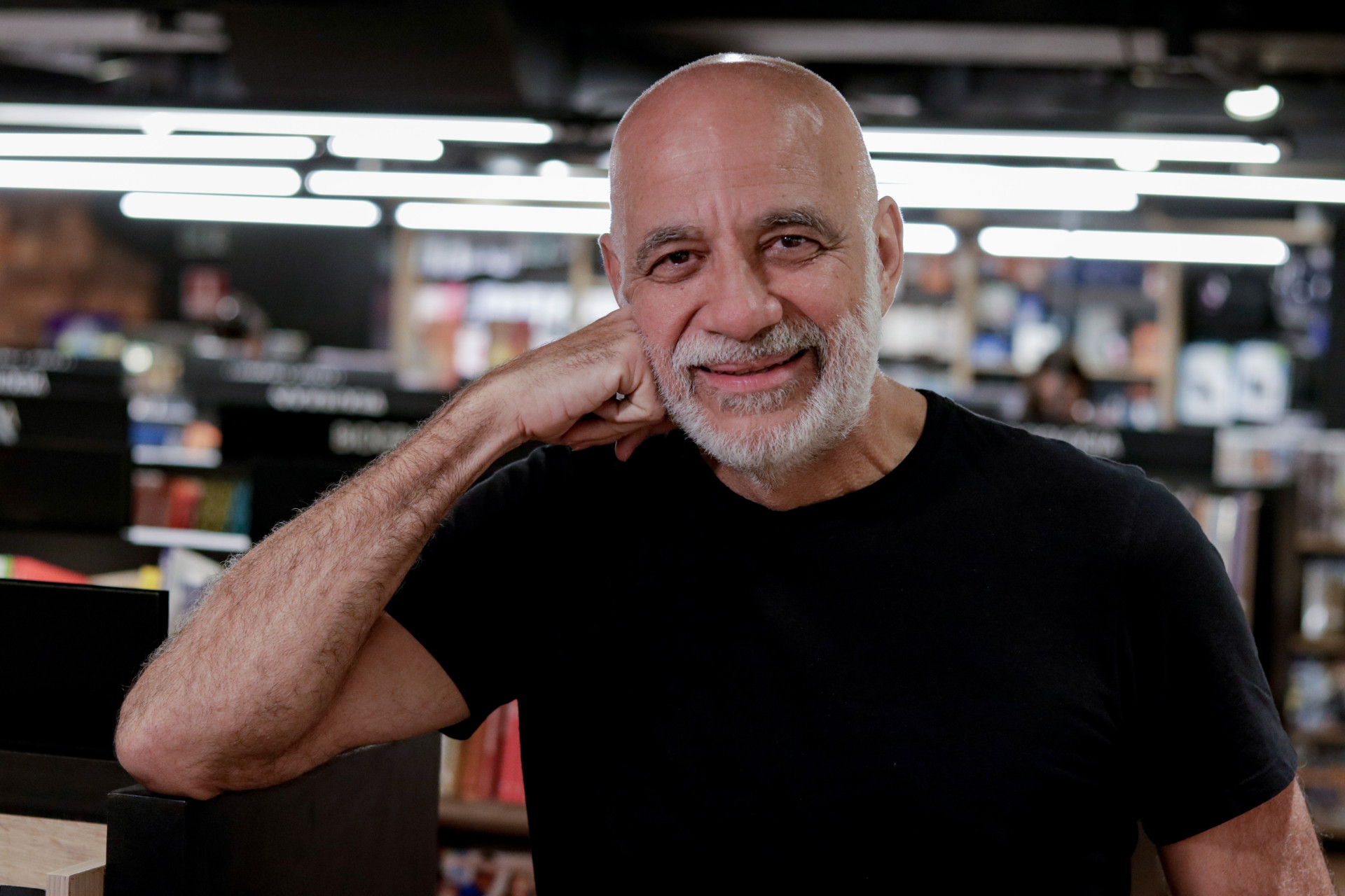 FORTALEZA, CEARÁ, BRASIL, 29-11-2024: Lançamento do livro O Pobre de Direita do Jessé Souza em entrevista para o Páginas Azuis. (Foto: Samuel Setubal/ O Povo) (Foto: Samuel Setubal)